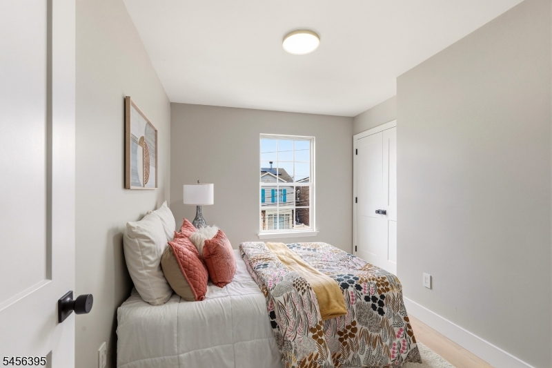 8 Somerset Street Carteret NJ 07008