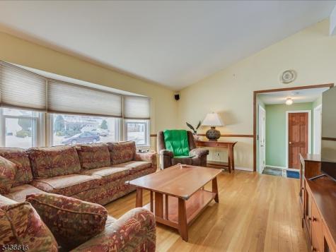 38 Karen Place Edison NJ 08817