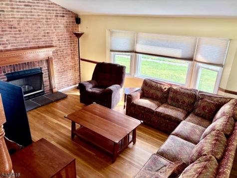 38 Karen Place Edison NJ 08817