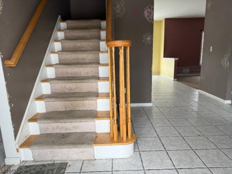 39 Canterbury Lane Mansfield NJ 07840