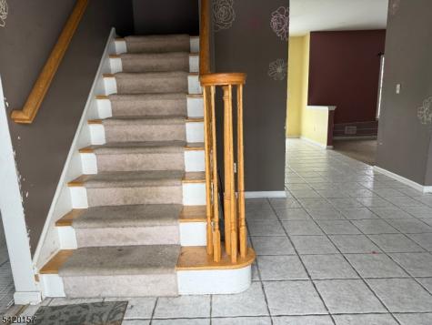 39 Canterbury Lane Mansfield NJ 07840