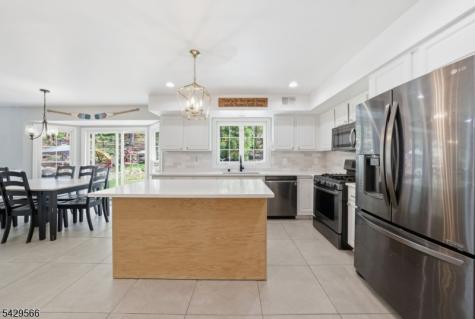 71 Chincopee Road Jefferson NJ 07849