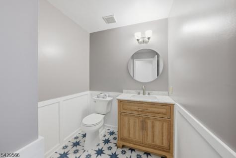 71 Chincopee Road Jefferson NJ 07849