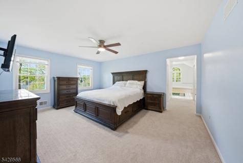 71 Chincopee Road Jefferson NJ 07849