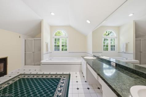 71 Chincopee Road Jefferson NJ 07849