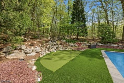 71 Chincopee Road Jefferson NJ 07849