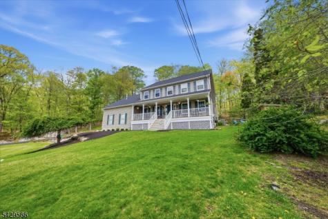 71 Chincopee Road Jefferson NJ 07849