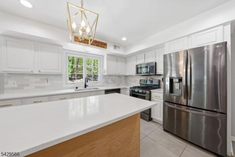 71 Chincopee Road Jefferson NJ 07849