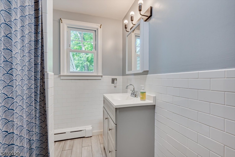20 William Street Spotswood NJ 08884