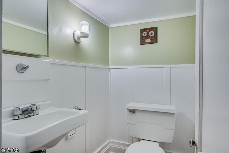 20 William Street Spotswood NJ 08884