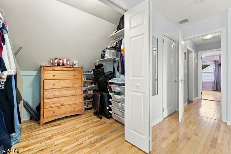 69 Avenue C Lodi NJ 07644