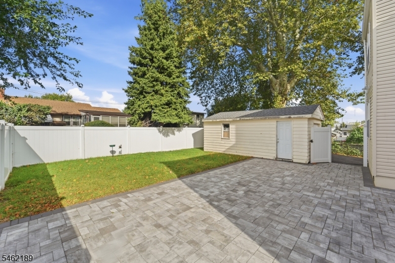 69 Avenue C Lodi NJ 07644
