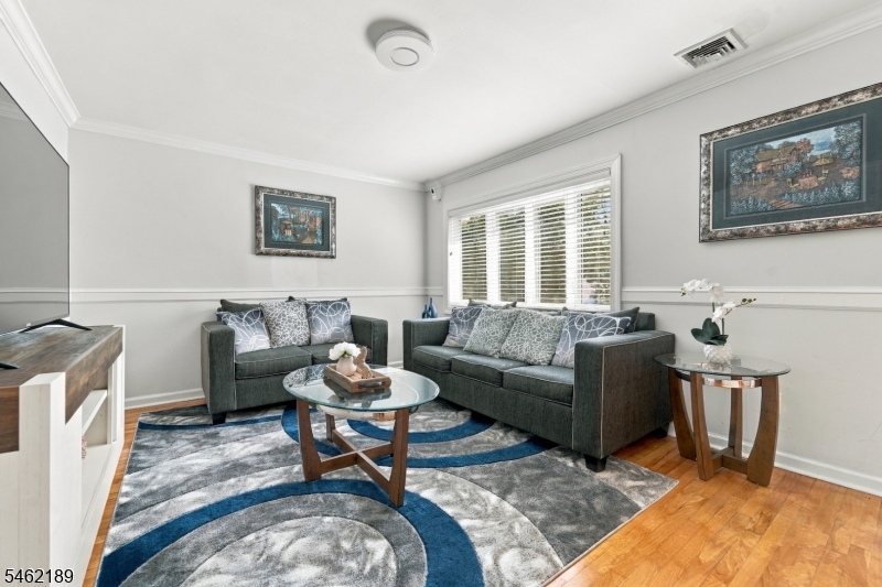 69 Avenue C Lodi NJ 07644