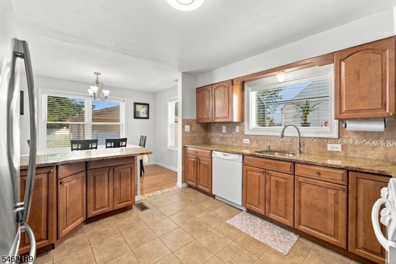 69 Avenue C Lodi NJ 07644