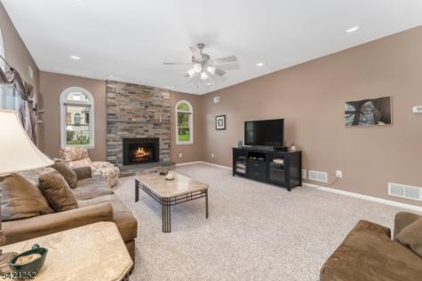 42 Southgate Drive Clinton NJ 08801