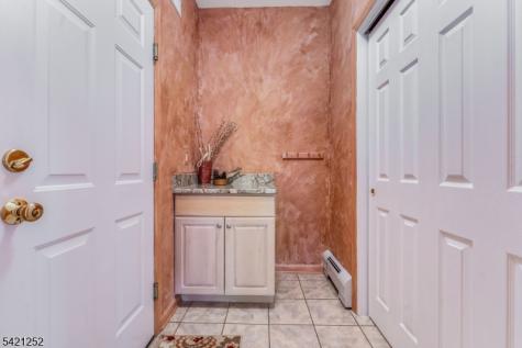 42 Southgate Drive Clinton NJ 08801