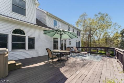 42 Southgate Drive Clinton NJ 08801