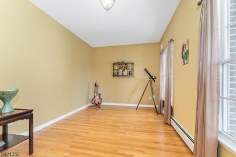 42 Southgate Drive Clinton NJ 08801