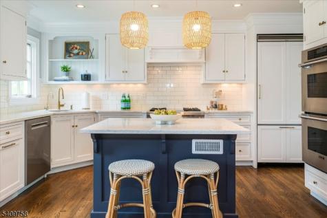 11 Huron Drive Chatham NJ 07928