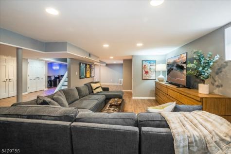 11 Huron Drive Chatham NJ 07928