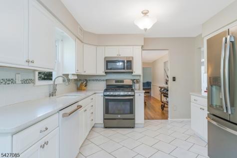 2 Sunset View Road Readington NJ 08822