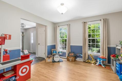 2 Sunset View Road Readington NJ 08822