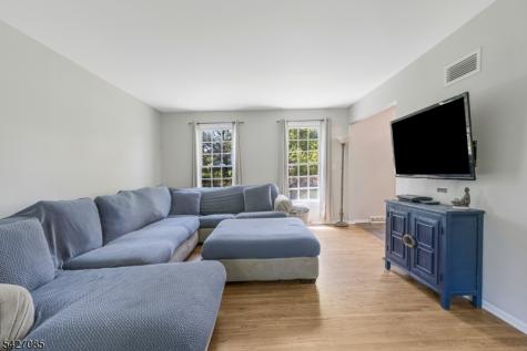 2 Sunset View Road Readington NJ 08822