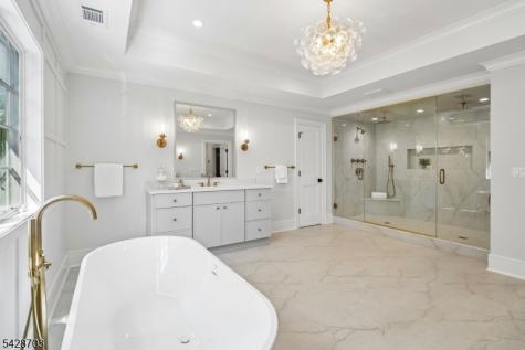 6 Benson Court Millburn NJ 07078