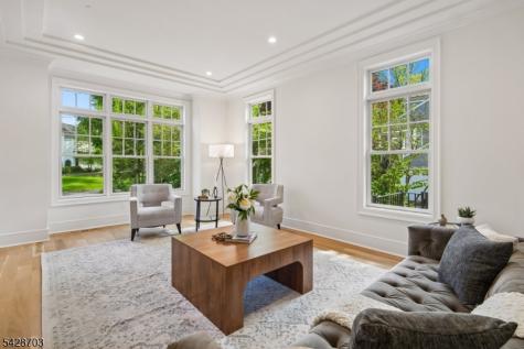 6 Benson Court Millburn NJ 07078