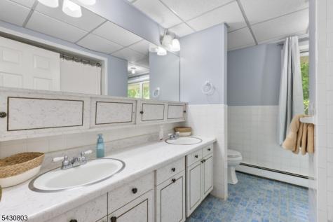 23 Sterling Street Franklin NJ 07416