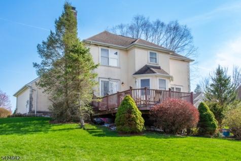 13 Witherwood Drive Hardyston NJ 07419