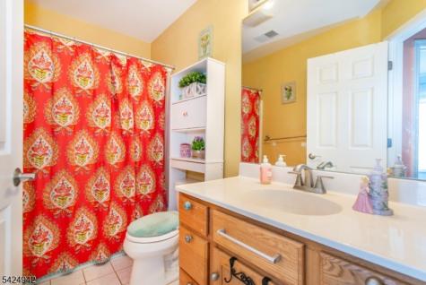 13 Witherwood Drive Hardyston NJ 07419