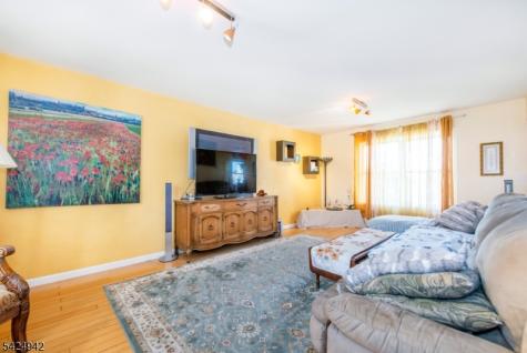 13 Witherwood Drive Hardyston NJ 07419