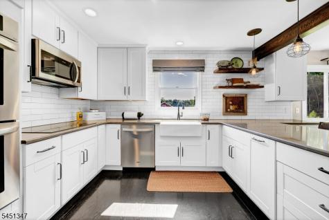11 Tara Way Franklin NJ 08867