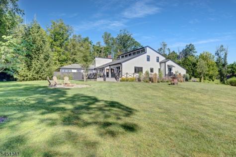 11 Tara Way Franklin NJ 08867