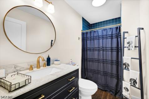 11 Tara Way Franklin NJ 08867