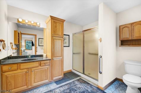 11 Tara Way Franklin NJ 08867