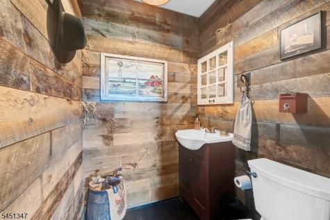 11 Tara Way Franklin NJ 08867