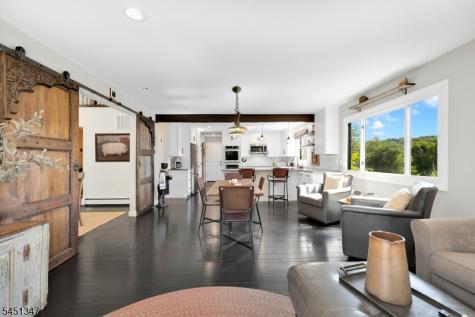 11 Tara Way Franklin NJ 08867
