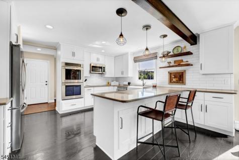 11 Tara Way Franklin NJ 08867