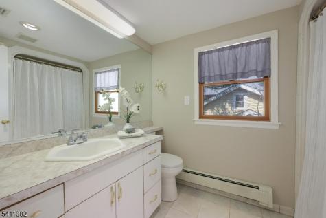 2123 Evans Street Rahway NJ 07065