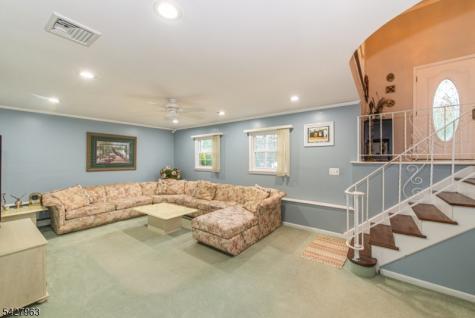 53 N Hillside Avenue Roxbury NJ 07847