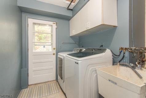 53 N Hillside Avenue Roxbury NJ 07847