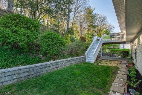 53 N Hillside Avenue Roxbury NJ 07847