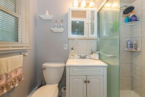53 N Hillside Avenue Roxbury NJ 07847