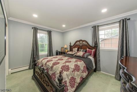53 N Hillside Avenue Roxbury NJ 07847