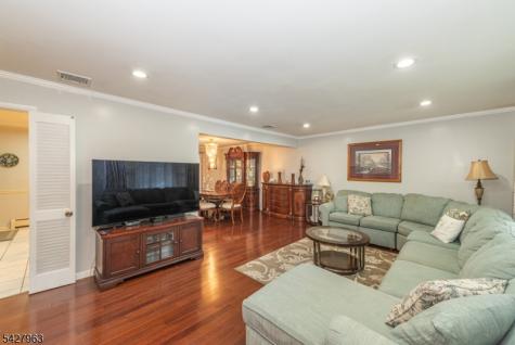 53 N Hillside Avenue Roxbury NJ 07847