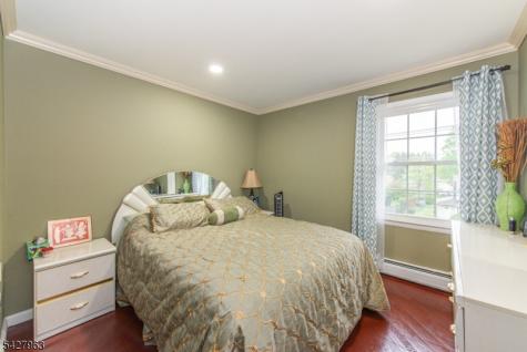 53 N Hillside Avenue Roxbury NJ 07847