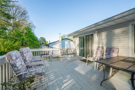 53 N Hillside Avenue Roxbury NJ 07847