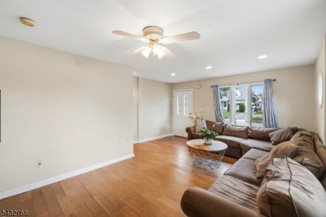 72 Forest Avenue Hawthorne NJ 07506